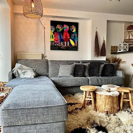 Au Travers Du Hublot * Knokke-Heist